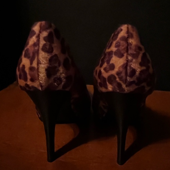 Leopard Print Heels - Picture 6 of 6